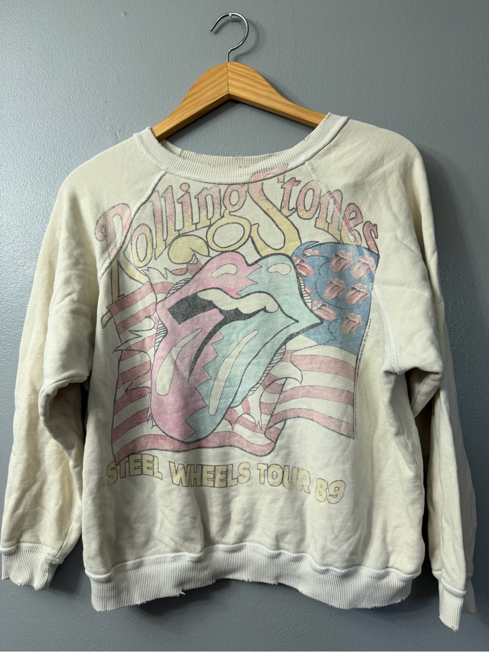 Rolling Stones Steel Wheels Raglan Sweatshirt Graphic people of lesisure small